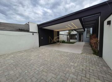 Casa · 141m² · 3 Quartos · Sobrado Alto Padrão no Boneca do Iguaçu com Piscina