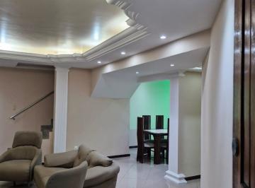 Casa de 5 quartos, Salvador · Casa 5/4 com 2 Suítes, Varanda, Garagem, Moviliada Triplex