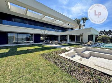 259b5c0209ddff4e5eb7d454b468d8e706ba2f6d · Belissima casa contemporanea no FAZENDA DA GRAMA com 6 suites- Praia da Grama