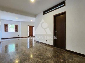 Casa · 150m² · 3 Quartos · 2 Vagas · ÓTIMA CASA ESPAÇOSA C/ARMÁRIOS E BEM LOCALIZADA - SHIGS 712 BLOCO J - ASA SUL