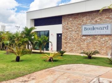Terreno · 457m² · LOTE DE ESQUINA + NASCENTE + COND FECHADO! BOULEVARD, TORORO, JARDIM BOTÂNICO