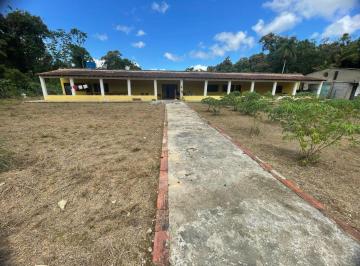 Casa de 4 quartos, Itanhaém · Chácara com acesso ao rio em Itanhaém oportunidade