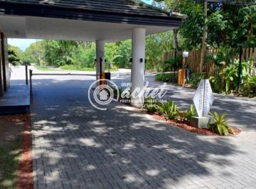 Lote com 700m² em Praia do Forte · Lote com 700m² em Praia do Forte