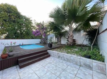 Casa · 100m² · 2 Quartos · 2 Vagas · Casa 2 Quartos com Piscina - Passa Vinte