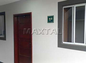 Apartamento · 39m² · 2 Quartos · Apartamento com 39 m², com 2 dormitórios, sala e cozinha, na Chácara São João.