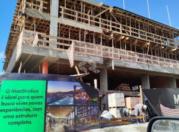 699236_iI8TiU76_6992366849c73d22284.jpg · EXCELENTE STUDIO COBERTURA EM CONSTRUÇÃO NO BAIRRO PANTANAL - FLORIANÓPOLIS/SC