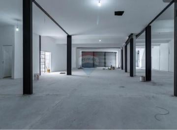 Comercial · 420m² · Galpão   Locação  na Vila Nilo