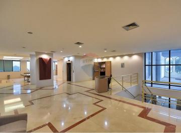 Comercial · 4500m² · 70 Vagas · Prédio Comercial com 4.500m na Av. Tiradentes!