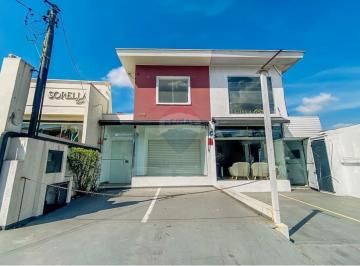 Comercial · 234m² · 1 Vaga · Sobrado Comercial com 234m na Água Fria.