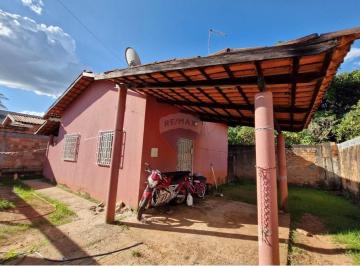 Casa · 180m² · 2 Quartos · 2 Vagas · CASA EM SANTO ANTÔNIO, 2 QUARTOS, ACEITA FINANCIAMENTO.