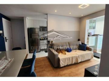 Apartamento · 55m² · 2 Quartos · 1 Vaga · Apartamento reformado com 2 dorm, 1 suíte. no Brás