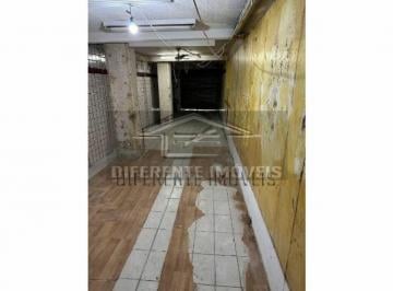 Comercial · 60m² · Loja Comercial com duas entradas, na Praça da Sé