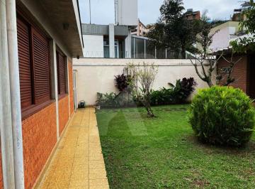 Casa · 332m² · 4 Quartos · 6 Vagas · Casa de 331,93 mts², Alto Padrão, 4 suítes, 6 vagas, no Jardim São Bento