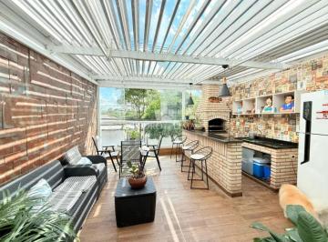 Casa · 183m² · 3 Quartos · 5 Vagas · Sobrado Frontal, 3 suítes, 5 vagas no Tatuapé