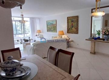 Apartamento · 290m² · 4 Quartos · 2 Vagas · Amplo apartamento na Bela Vista perto do Shopping Pátio Paulista!