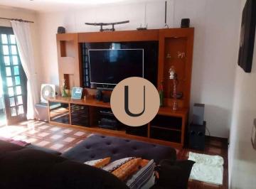 11fe4e33fada9382376c1e8fb2d98af597529660 · Sobrado com 3 dormitórios à venda, 266 m² por R$ 910.000,00 - Jordanópolis - São Bernardo do Campo/S