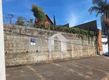 b050d5a4abce94b808fc1be02e8b994765047319 · Terreno à venda, 637 m² por R$ 530.000,00 - Vila Togni - Poços de Caldas/MG