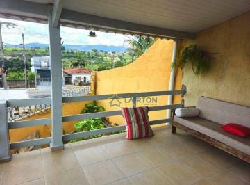 c649e96037dfcb62133f30e2a24925d0b860d116 · Casa com 2 Dormitórios, Varanda e Quintal à Venda no Jardim Cerejeiras, Atibaia