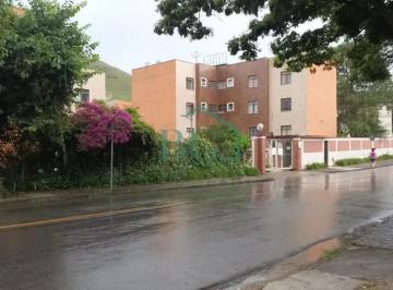 Apartamento · 70m² · 2 Quartos · 1 Vaga · Excelente apartamento a venda de 70m² em condomínio fechado no Jardim Quisisana em Poços de Caldas M
