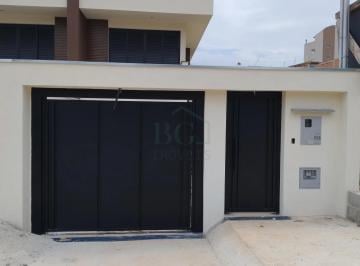 FACHADA · Casas Padrão em Poços de Caldas