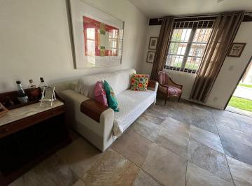 Casa · 2 Quartos · 1 Vaga · Casa à venda no bairro Geribá - Armação dos Búzios/RJ