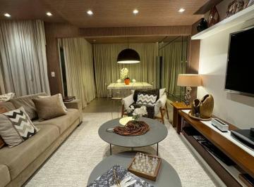 Casa · 164m² · 3 Quartos · 4 Vagas · Casa Repáginada no Tamboré 4 - Excelente!