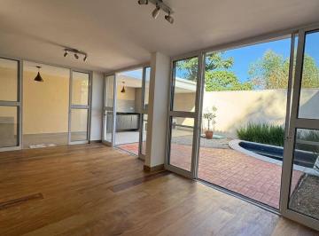 Casa · 170m² · 3 Quartos · 4 Vagas · Tambore 6 - Com Piscina/Jacuzzi e Sala Ampliada- Linda!