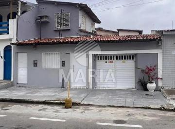 Casa de 10 quartos, Maceió · Casa fora de Condomínio a 300 metros da praia à venda em Pajuçara/AL! 