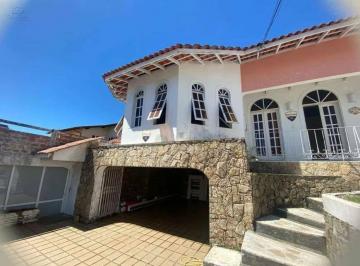 Casa · 419m² · 3 Quartos · 3 Vagas · Casa em Agronômica, Florianópolis/SC de 419m² 3 quartos à venda por R$ 1.800.000,00