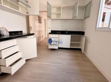 Casa · 118m² · 3 Quartos · 2 Vagas · Casa à venda - na Vila Góis