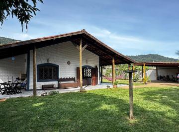 Casa de 3 quartos, São Sebastião · Casa em uma travessa da estrada do cascalho 