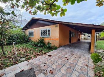 Casa · 152m² · 3 Quartos · 3 Vagas · Casa à Venda com Amplo Terreno de Esquina Pontal do Paraná