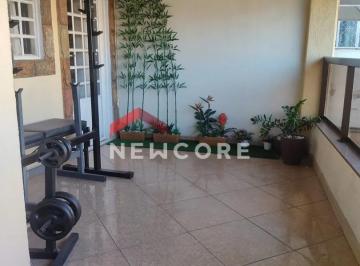 Casa · 115m² · 4 Quartos · 2 Vagas · Casa em  Rua Parafina - Petrolândia - Contagem/MG