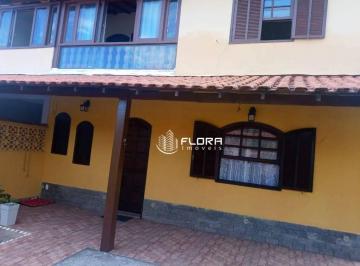 b30815367b3561a7065d924881982b330c9f839d · Casa com 4 quartos, sendo 2 suítes, com churrasqueira, a 150 metros da praia, com 264 m² por R$ 450.