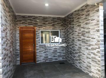 50a2c6069801f3147a9e585a9d35427019255d33 · Casa com 2 dormitórios à venda por R$ 370.000,00 - Maracanã - Praia Grande/SP