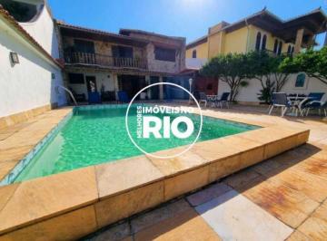 Casa · 393m² · 7 Quartos · 4 Vagas · Casa Duplex na Barra da Tijuca à Venda