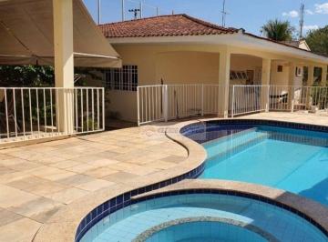 629bf361b9771f5fbb5557b44a6191ee.jpg · Casa Terrea com 2 terrenos Jardim Itália, Rua Fechada
