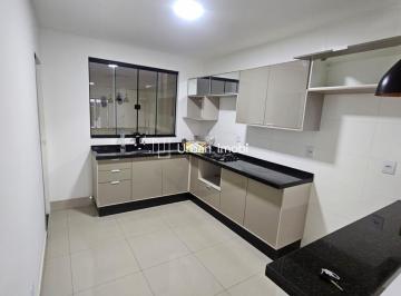 Casa · 92m² · 2 Quartos · 1 Vaga · Casa Duplex com Planejados de Qualidade, Jardim Real em Pinheiral - RJ