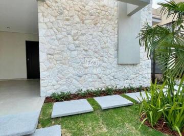 Foto 01 · Casa de alto padrão à venda em condomínio de luxo em Taubaté-SP, Residencial Ouroville! 3 quartos, 1