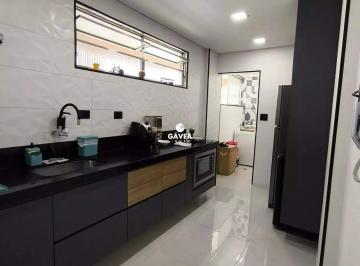 Apartamento · 68m² · 2 Quartos · 1 Vaga · Apartamento à venda no Centro em São Vicente.