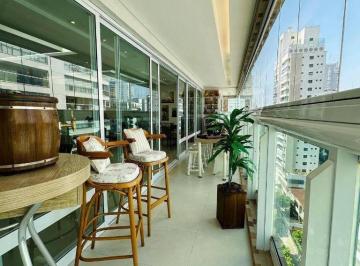 704e7a2524e6f5a7dc7ea408971230069a948bb6 · Gonzaga, 4 suítes, varanda gourmet, 3 garagens, frente.