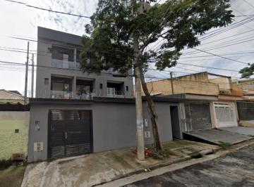 Casa · 110m² · 2 Quartos · 2 Vagas · Casa à venda em Santo André-SP: 2 quartos, 2 suítes, 110m². Venha se encantar com esse apartamento m
