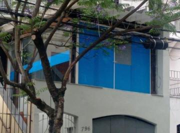 img0 · Casa em Saúde com 260m², 6 quartos e 1 vaga.