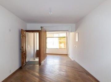 img0 · Casa à venda com 200m², 3 quartos e 2 vagas