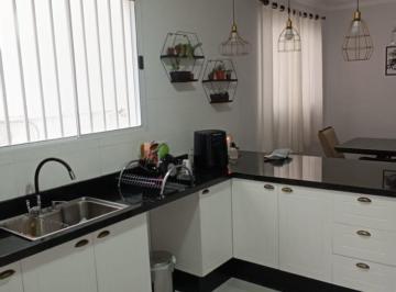 Casa de 3 quartos, Mogi das Cruzes · Excelente sobrado a venda em Mogi das Cruzes - Bairro São Sebastião 