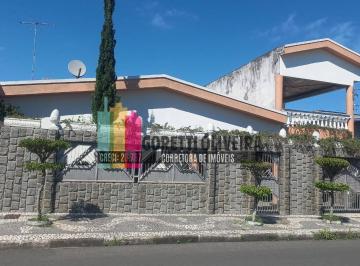 Casa · 392m² · 4 Quartos · 5 Vagas · Vendo casa espaçosa com 4 quartos no Jardim Cruzeiro