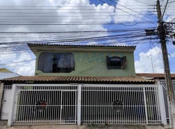 Casa · 300m² · 6 Quartos · 2 Vagas · Sobrado com 6 Quartos na QNM 4 – Ceilândia | 300m² | Garagem para 3 Carros