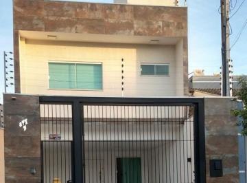Casa · 3 Quartos · 2 Vagas · VENDA | Sobrado, com 3 dormitórios em Jardim Itália II, Maringá