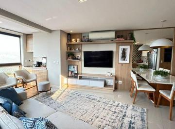 Apartamento · 101m² · 3 Quartos · 2 Vagas · Apartamento de 3 dormitórios com vista mar à venda no Estreito
