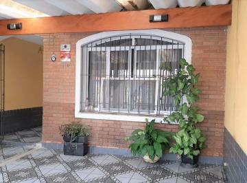 Casa · 126m² · 3 Quartos · 2 Vagas · Sobrado de 126 mts², 3 quartos (1suíte), 2 Vagas, no Tucuruvi, próximo ao metrô
